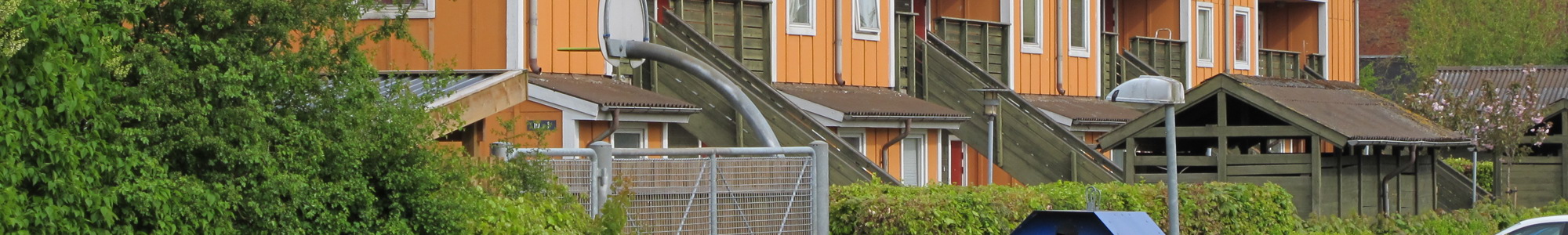 Klyngen Orange Houses